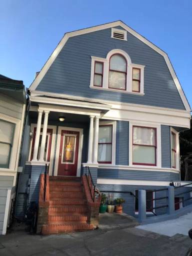Main picture of 181 Saturn St