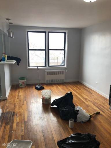 Main picture of 755 Fenimore St