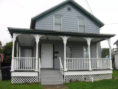 Main picture of 37 Maple Ave