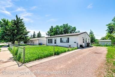 Main picture of 1209 Racine St