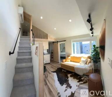 Main picture of 7044 McLaren Ave