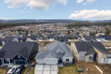 Main picture of 4740 W Derek Ave