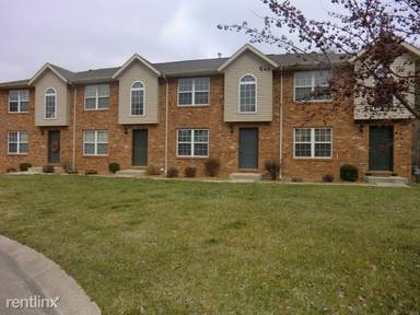 Main picture of 826 Woodsedge Dr
