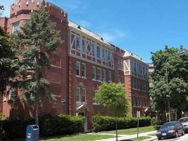 Main picture of 128 Custer Ave