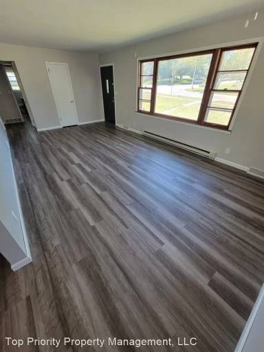 Main picture of 2404 Franklin St