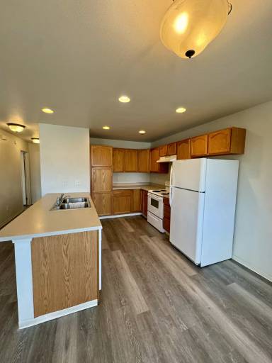 Main picture of 501 Briarwood Dr