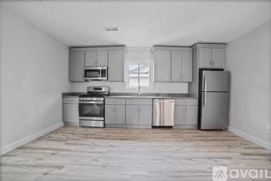 Main picture of 29 Eustis St
