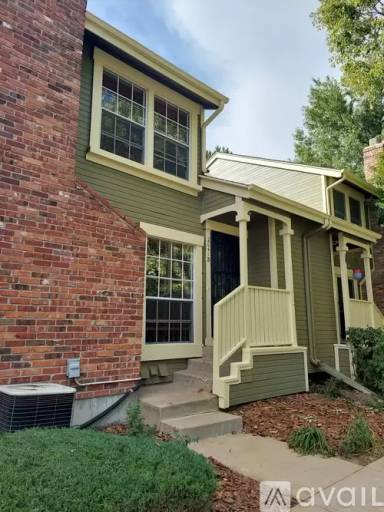 Main picture of 2041 S Helena St