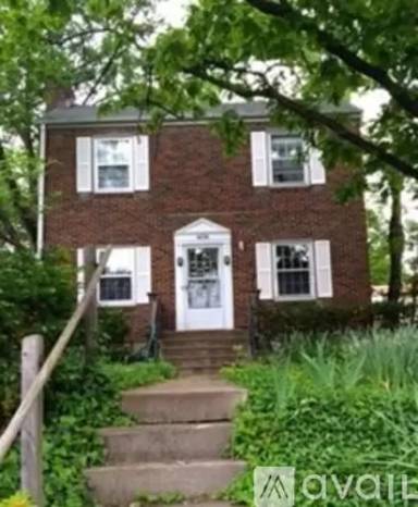 Main picture of 401 S William St