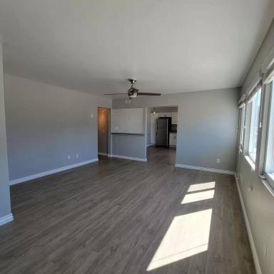 Main picture of 4545 Contour Blvd