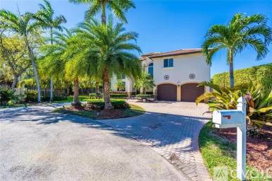 Main picture of 12071 SW 1st St