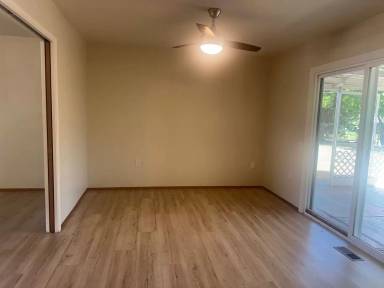 Main picture of 194 Olympic Cir