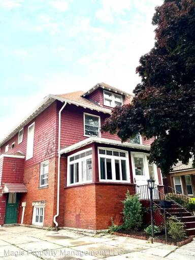 Main picture of 656-674 Auburn Ave