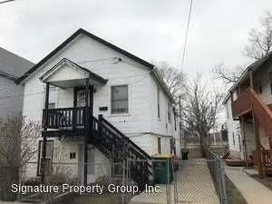 Main picture of 411 State St