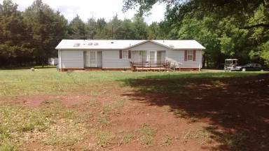 Main picture of 5300 Lippard Ln