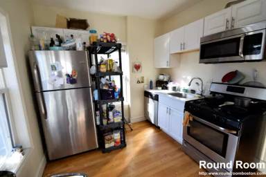 Main picture of 11 Stickney Ave