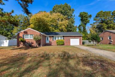 Main picture of 62 Rexford Dr