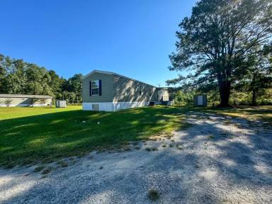 Main picture of 2061 Highway 151 N