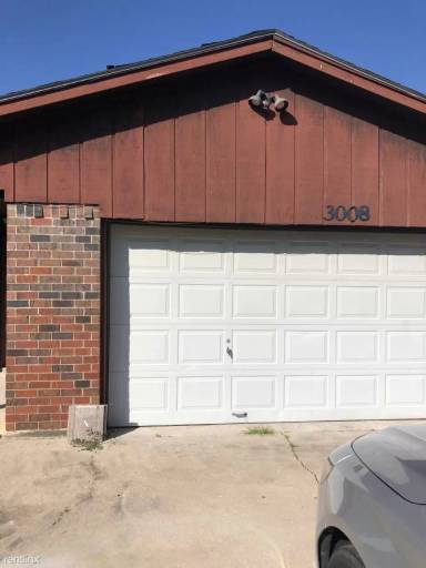 Main picture of 3008 Lodgepole Dr