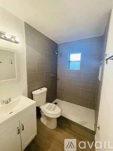 Main picture of 2810 SW 16th Pl