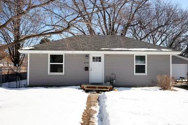 Main picture of 6742 Perry Ave N