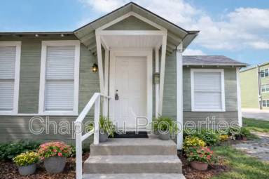 Main picture of 111 S Olive St