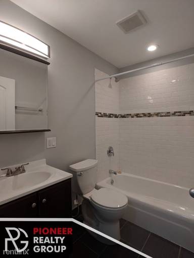 Main picture of The 6007 Kenmore