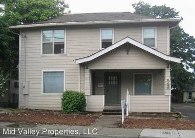 Main picture of 826 NE 2nd St