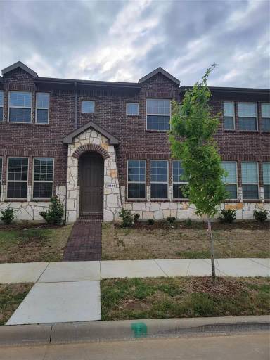 Main picture of 3333 Solana Cir