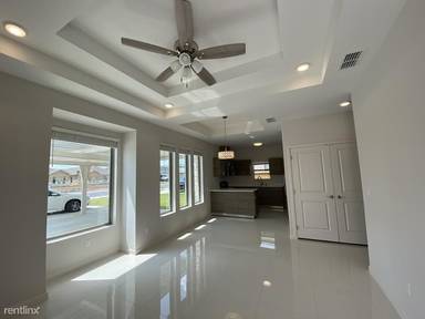 Main picture of 5912 Nightingale Ave