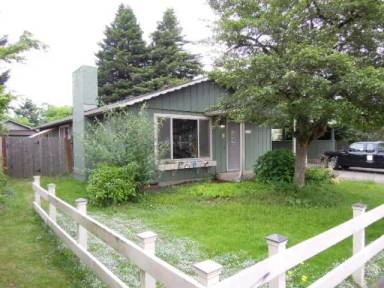 Main picture of 415 N Garden Way