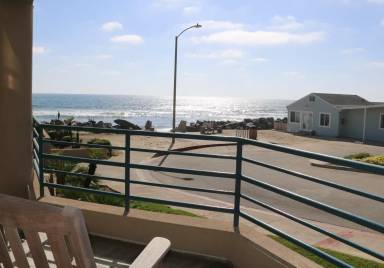Main picture of 901 S Pacific St