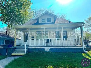 Main picture of 209 Eldred Ave