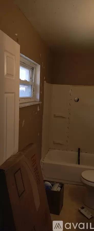 Main picture of 1740 Radio Rd