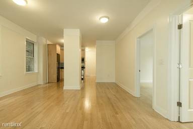 Main picture of 117 W 13th St