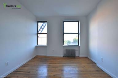 Main picture of 2331 1st Ave