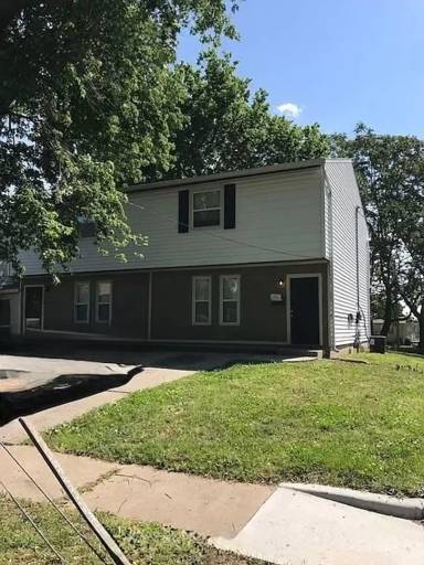 Main picture of 901 N Lynn St