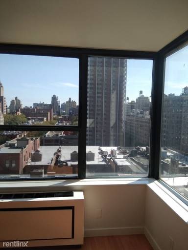 Main picture of 247 W 87th St