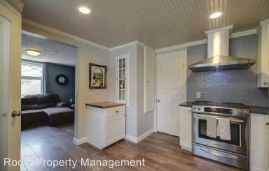Main picture of 715 4th Ave NW