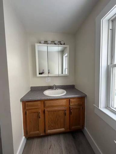 Main picture of 505 N Main St