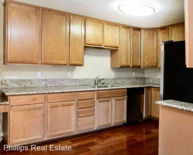 Main picture of Footprints on the Bay