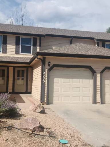 Main picture of 2333 Lexington Village Ln
