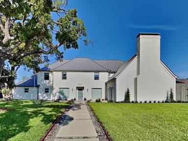 Main picture of 6915 Forest Glade Cir