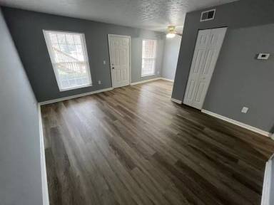 Main picture of Maple Hills Apartments