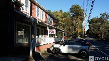 Main picture of 322 Boston Post Rd