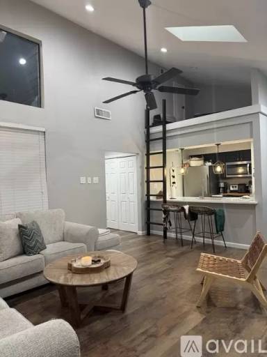 Main picture of 7525 Holly Hill Dr
