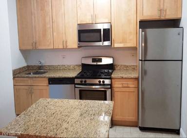 Main picture of 11 W 123rd St