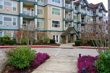 Main picture of Centre Pointe Condominiums