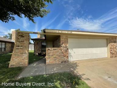 Main picture of 4422 Ridgecrest Cir