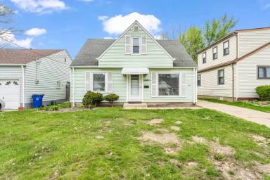 Main picture of 18804 Rockland Ave